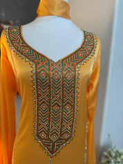 Howraa Mukhawar M (54 )