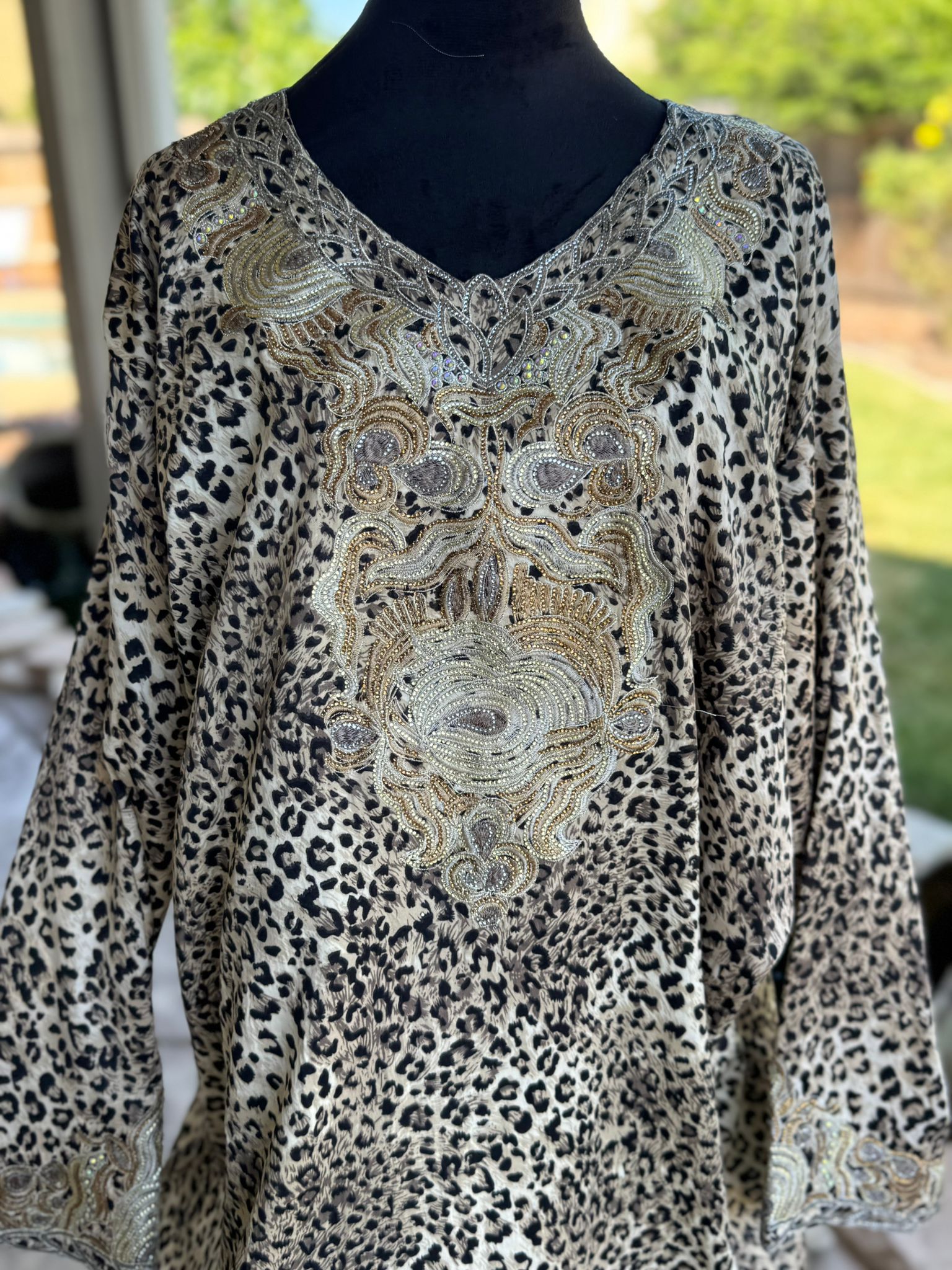 Flower Cheeta Mukhawar