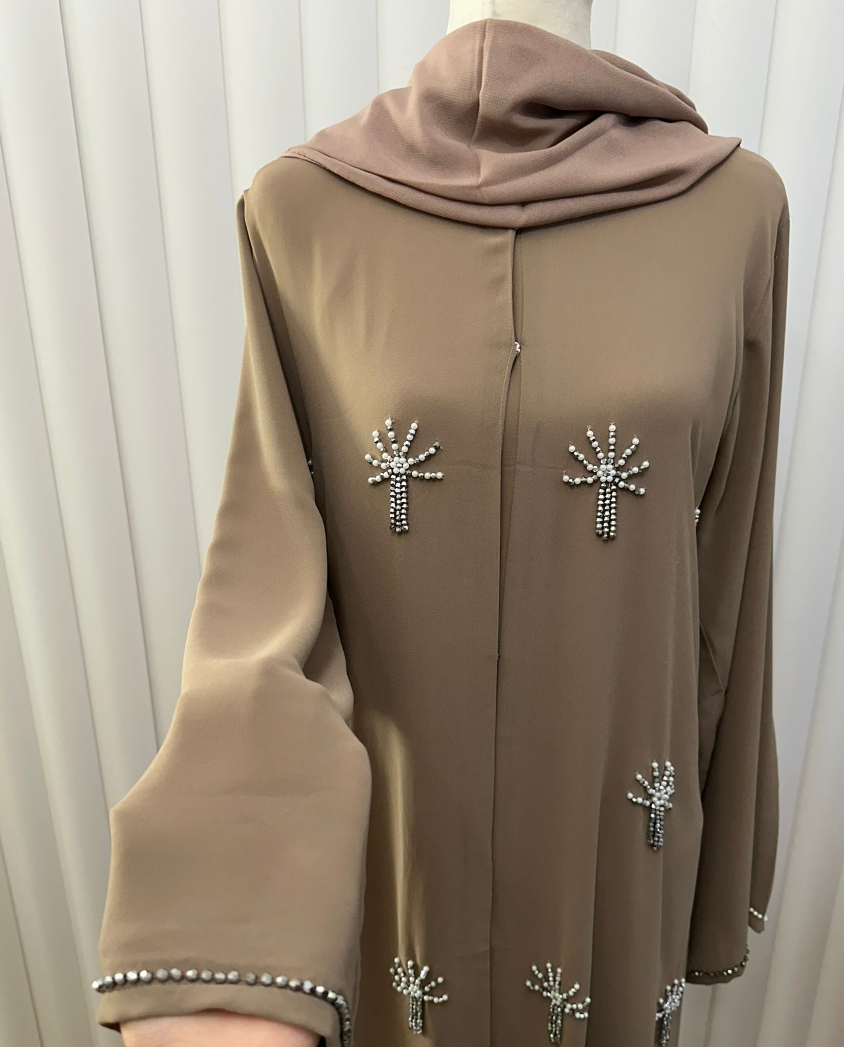 Narmeen Abaya