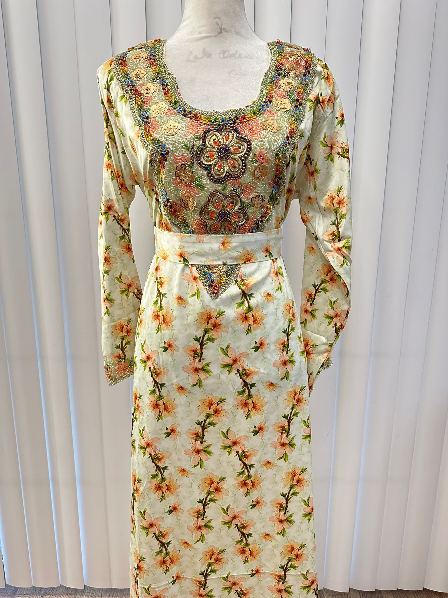 Amal Mukhwar (XL)