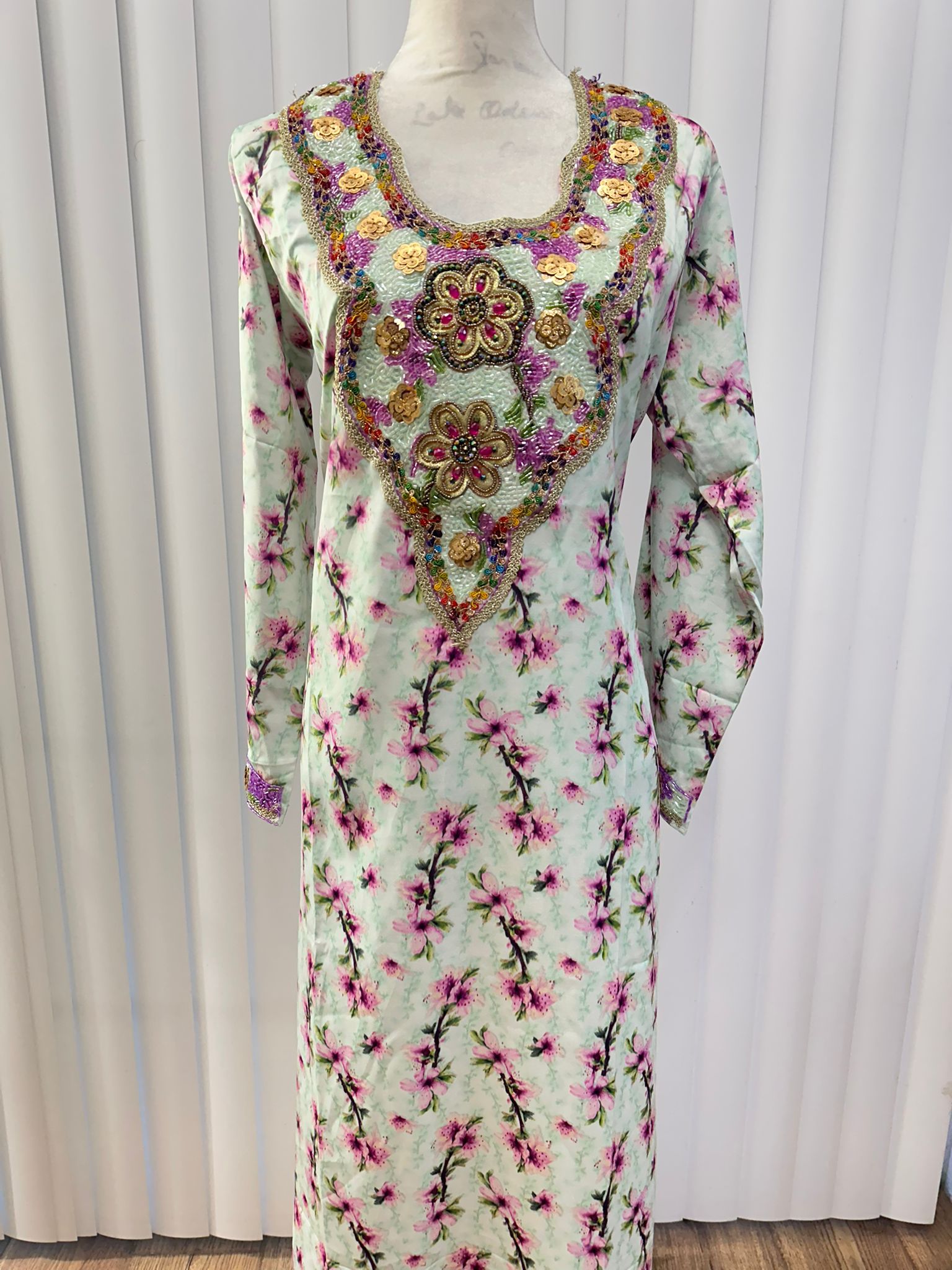 Amal Mukhwar (XL)