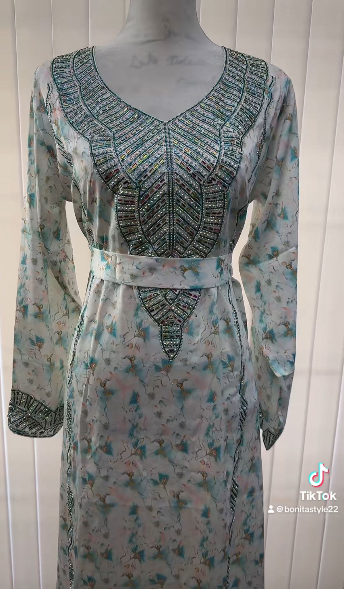 Aziza Mukhawar Set