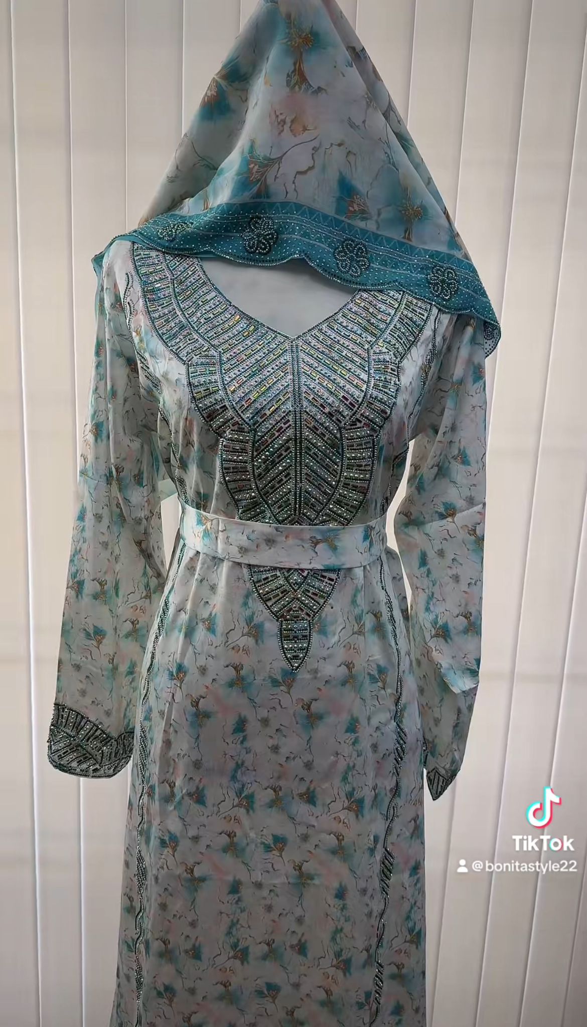 Aziza Mukhawar Set