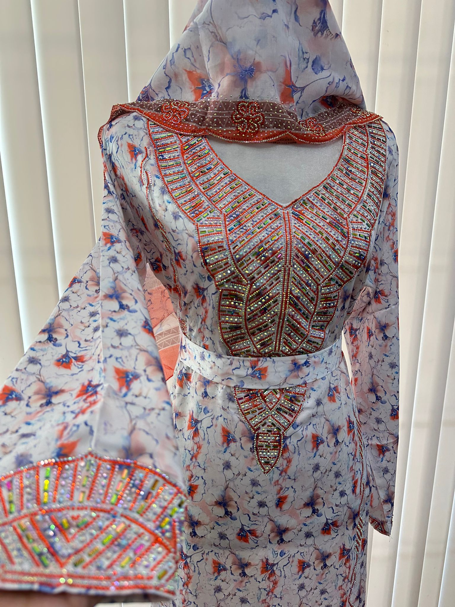 Aziza Mukhawar Set