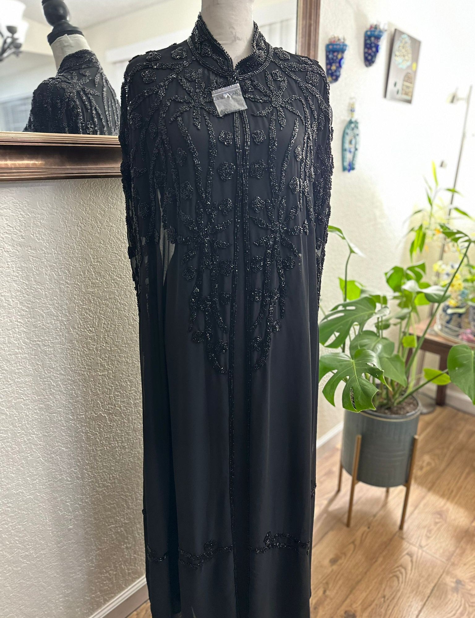 Deema_Chiffon_Bisht_black.jpg