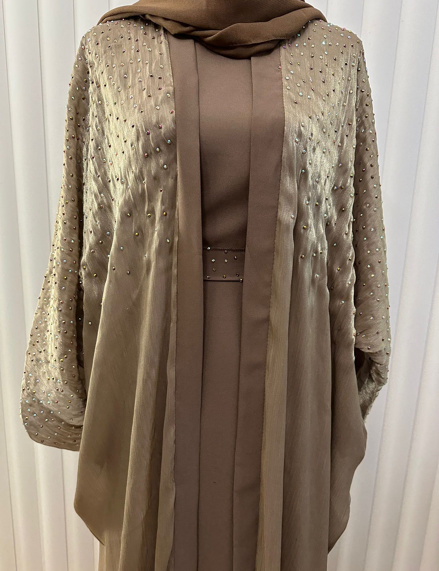 Dhuha_Abaya_brown.jpg