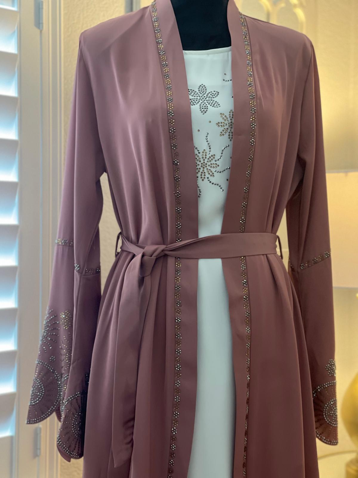 Dina Abaya