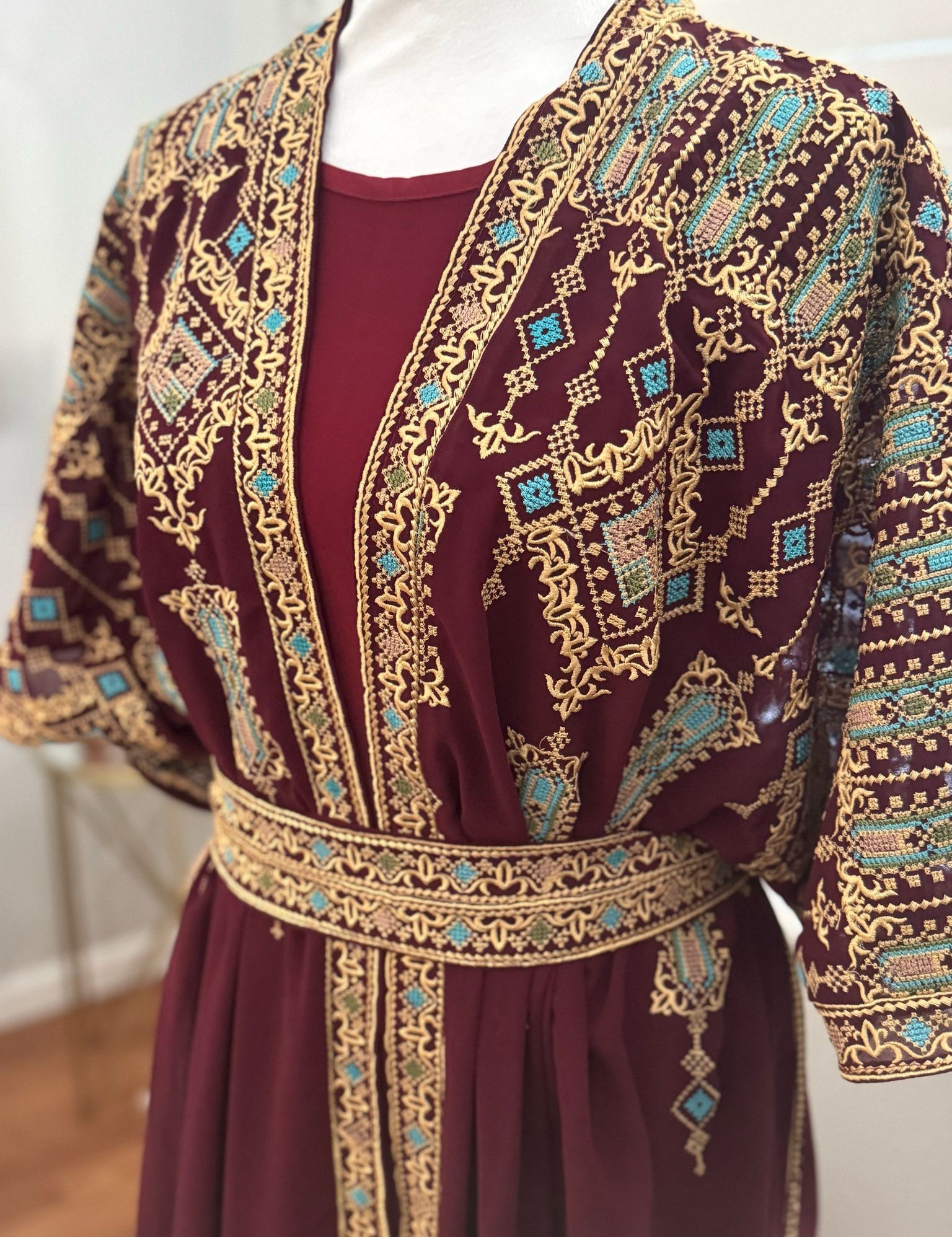 Fadwa_Bisht_set_AlhmaduiAllah_10.jpg