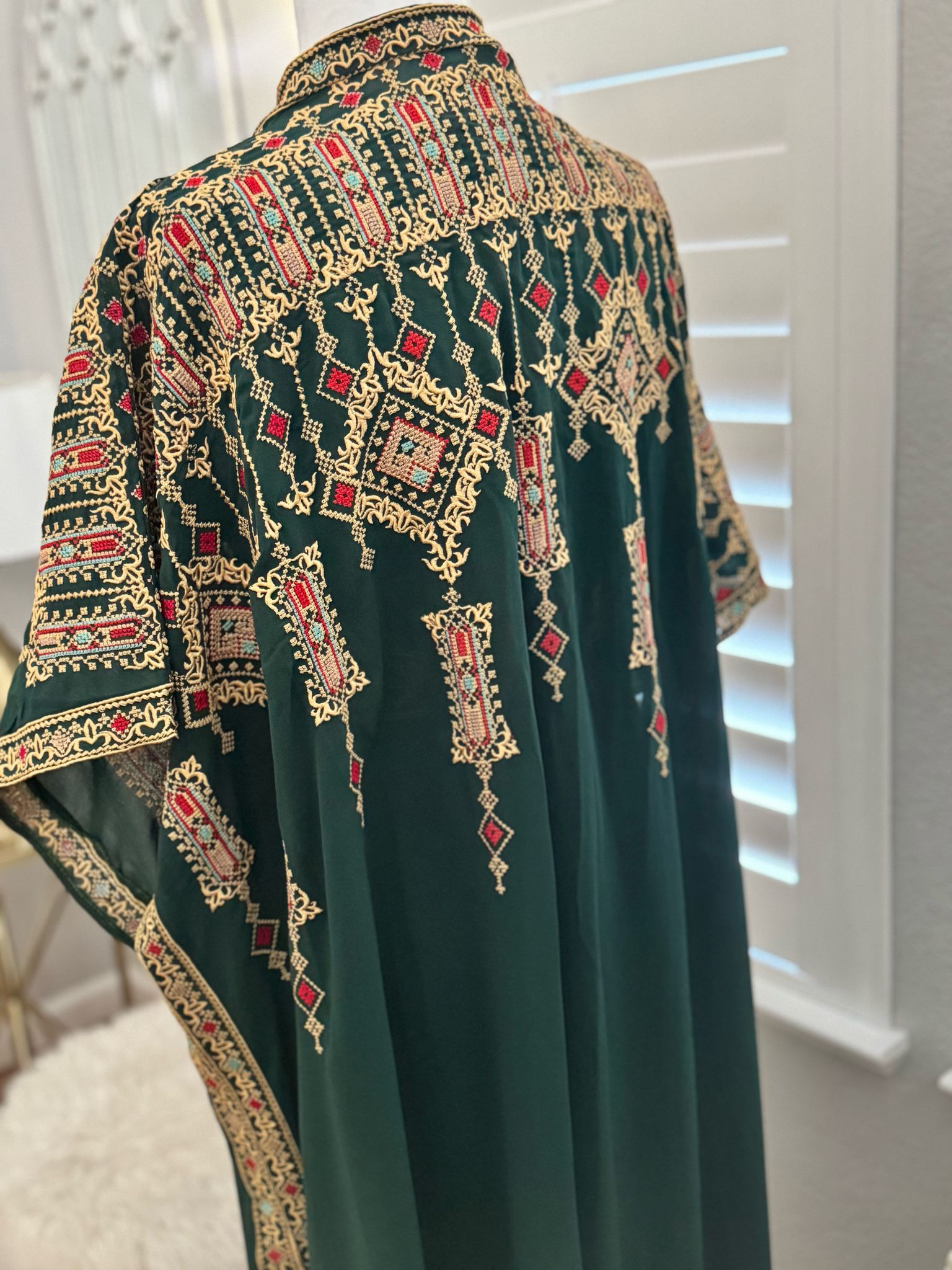 Fadwa Bisht Set