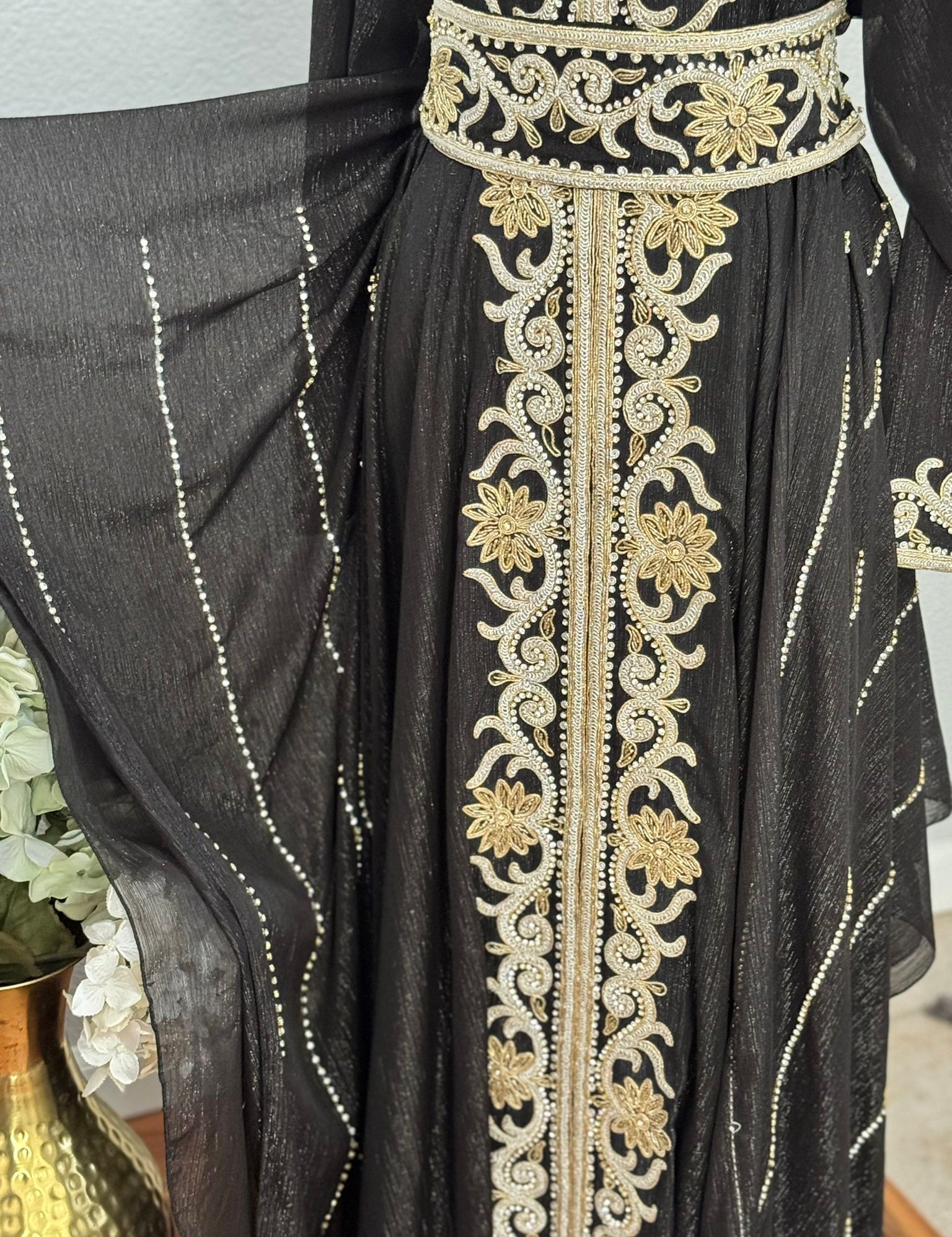 Farasha_Kuftan_black_2.jpg