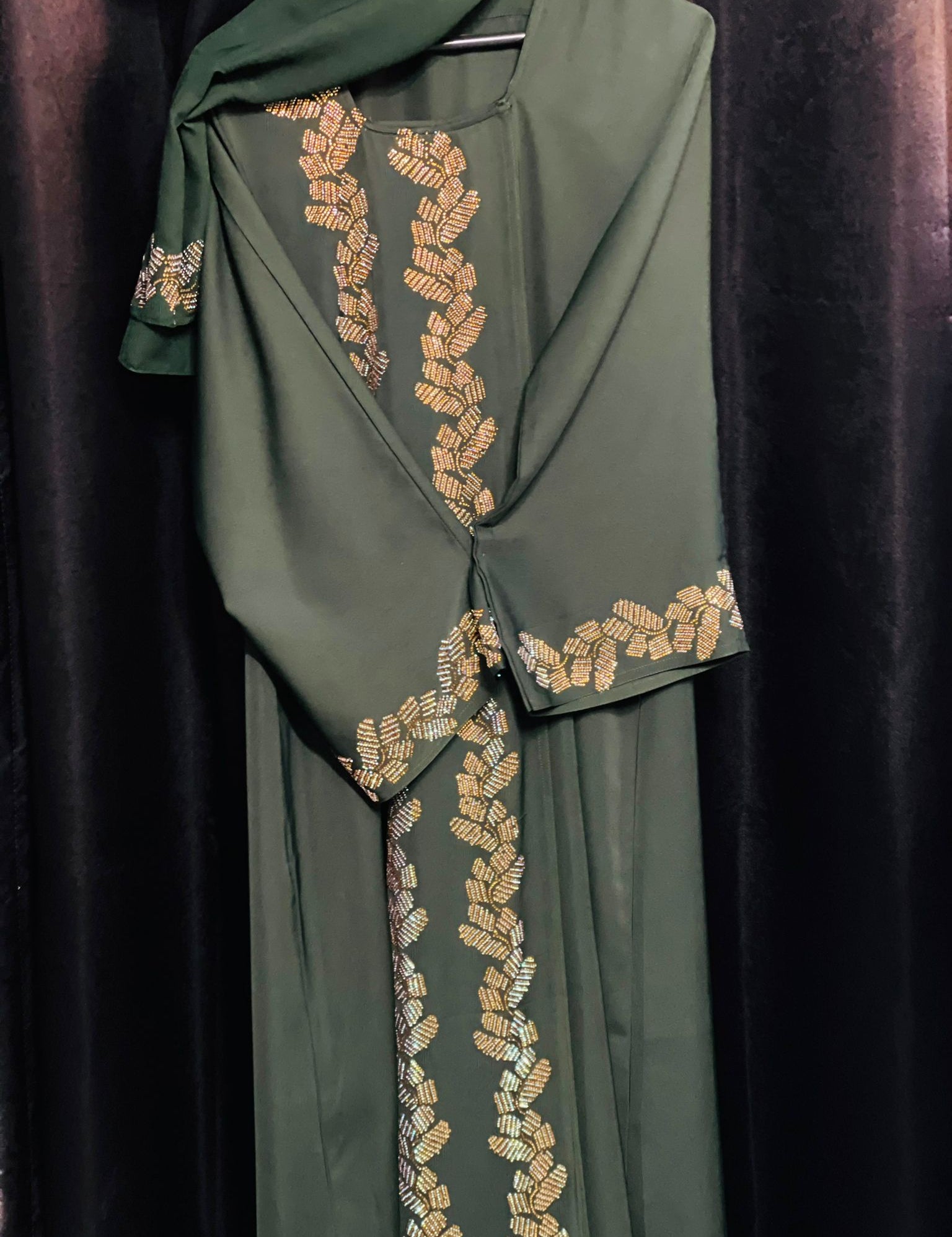 Ghada_Abaya_AlhamduiAllah.jpg
