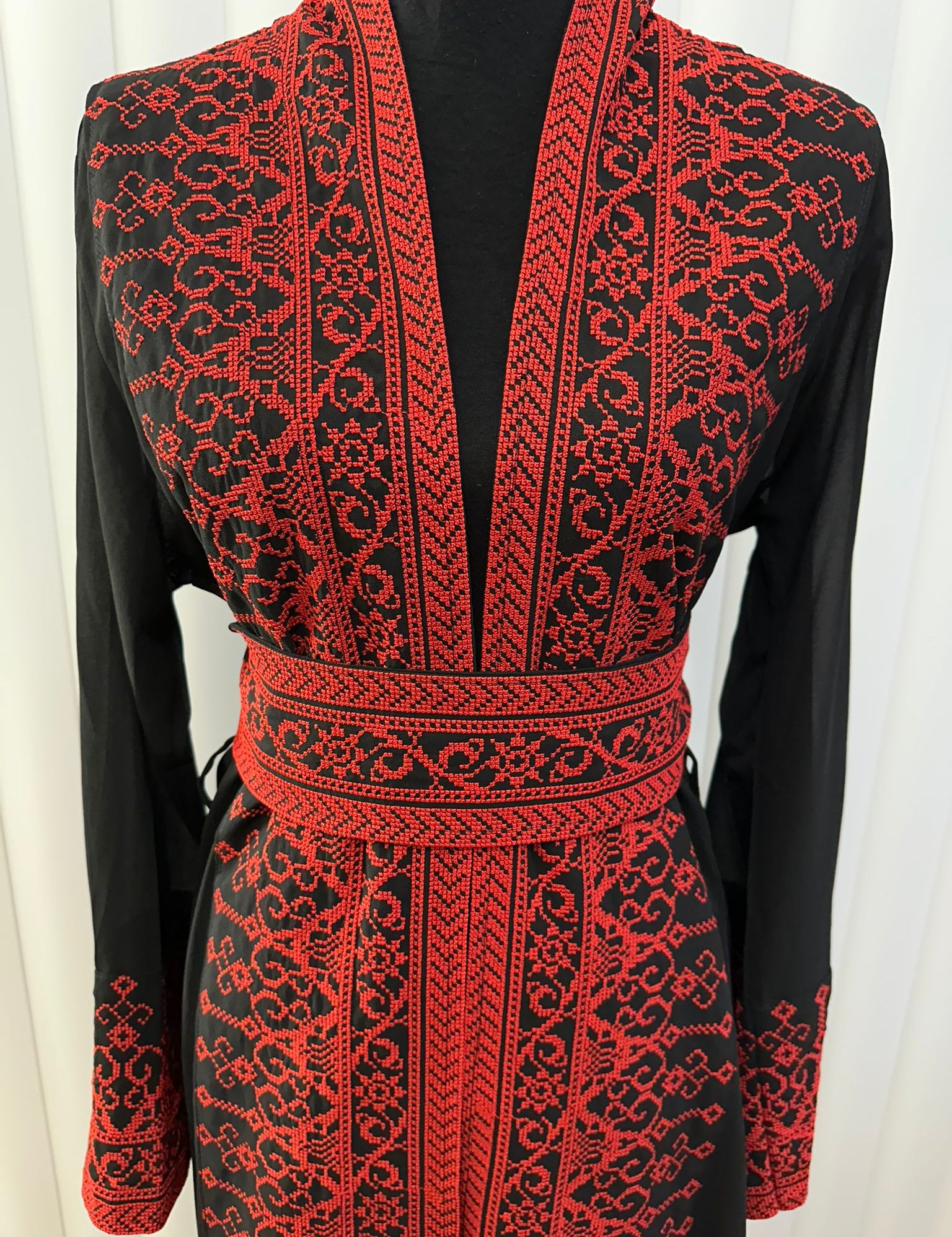 Hasna chiffon Bisht