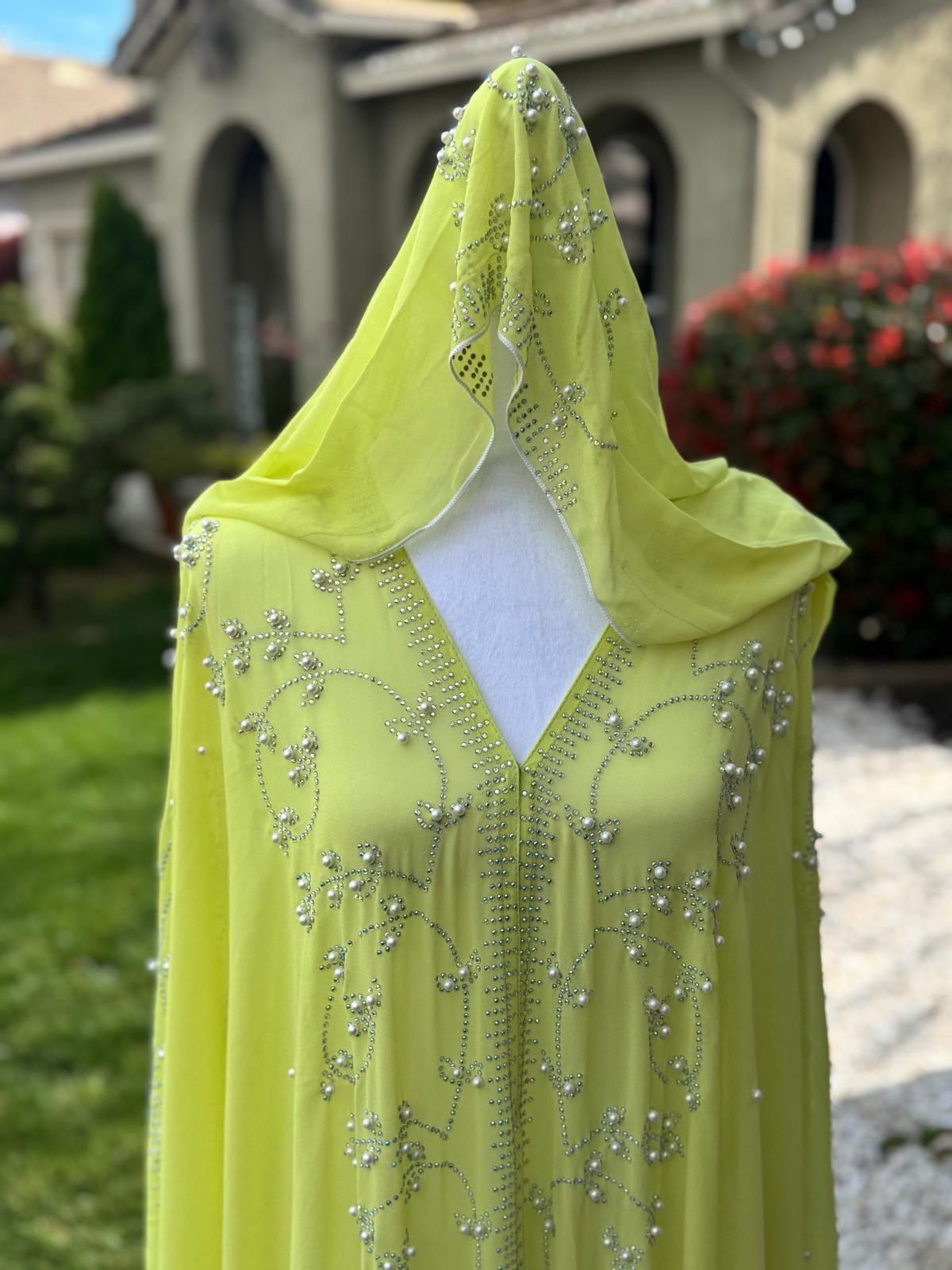 Al Heelwa Bisht
