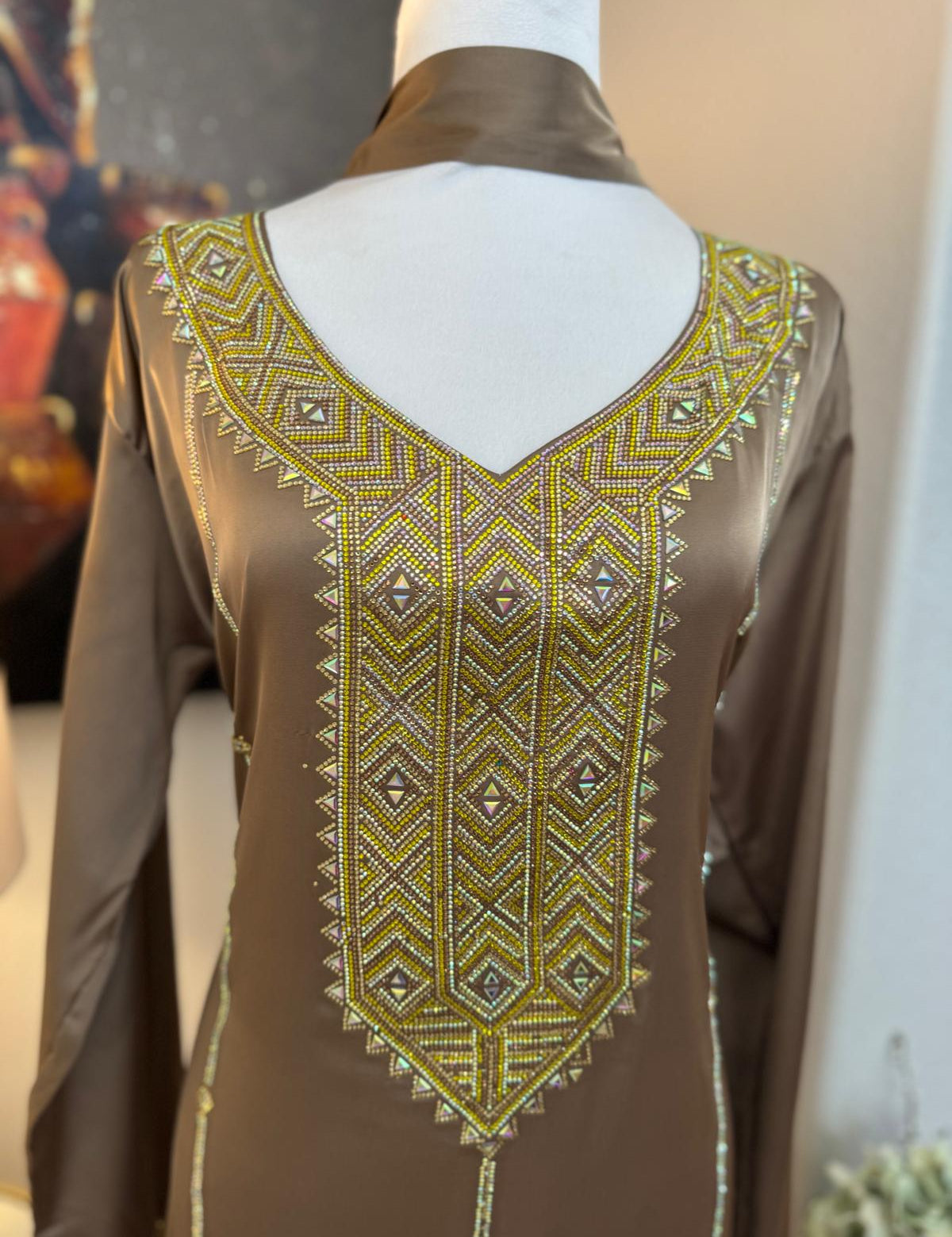 Howraa Mukhawar Small ( 52)