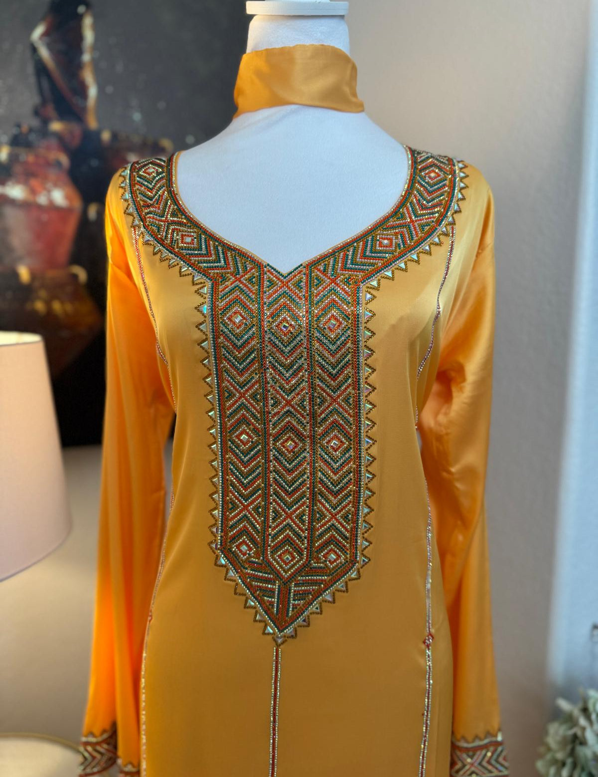 Howraa Mukhawar M (54 )