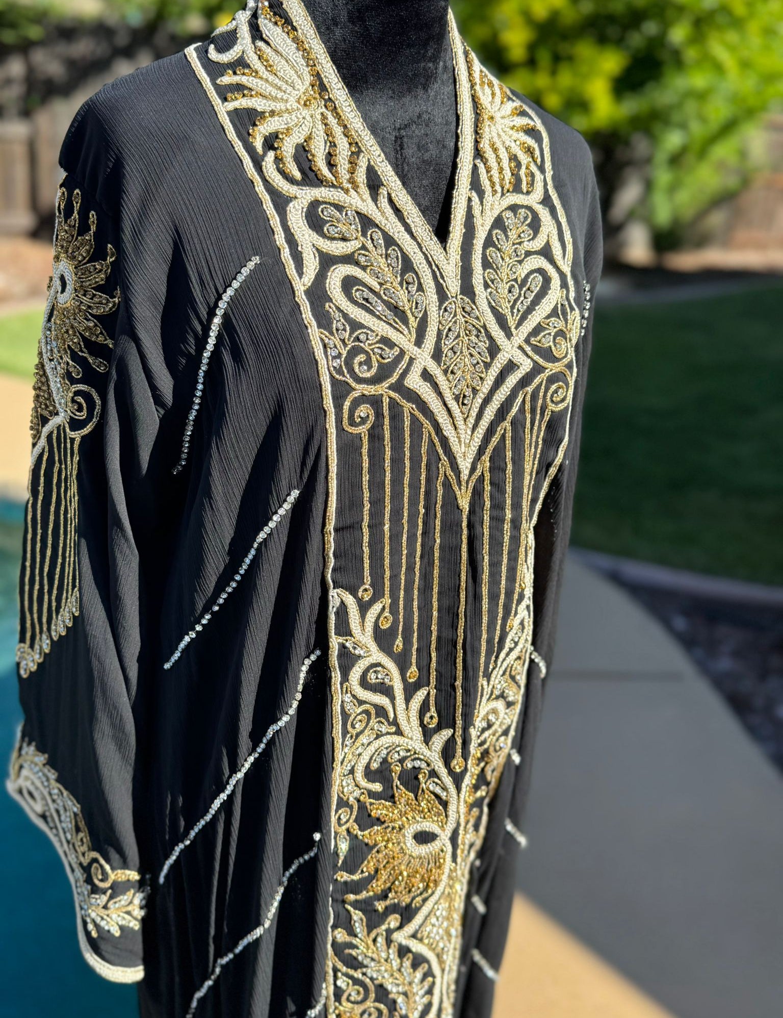 Maram_kuftan_black_3.jpg