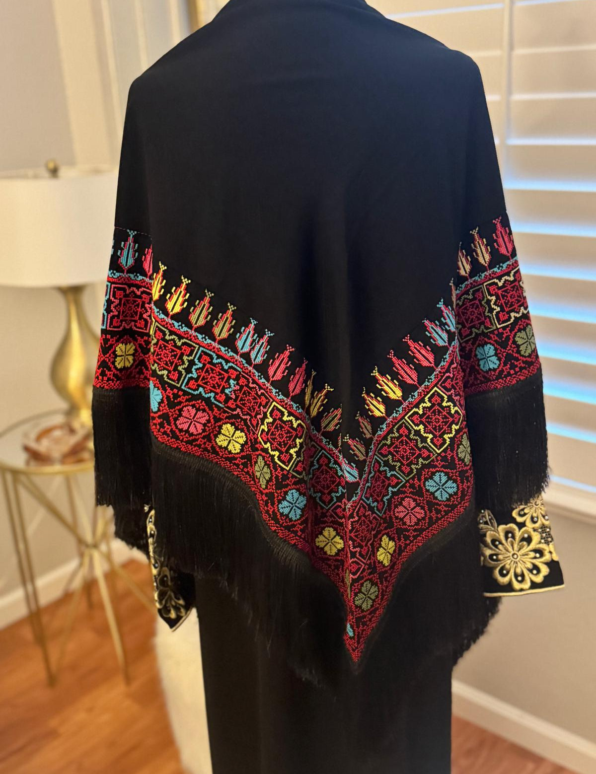 Marwa Shawl