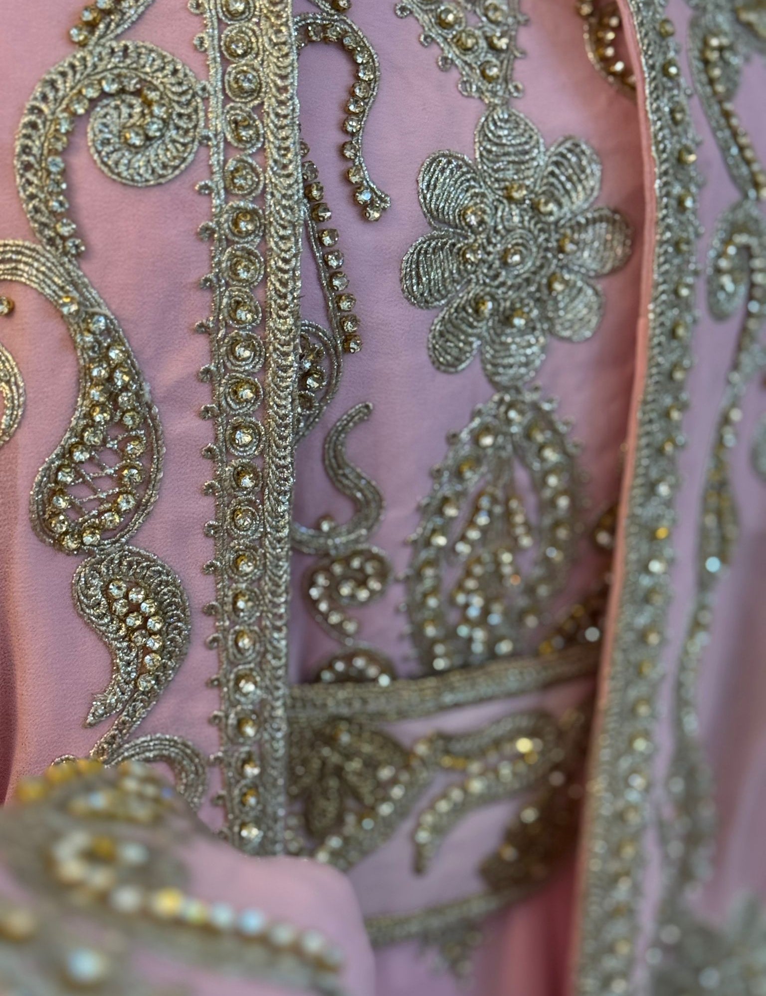 Monica_pink_silver_kuftan_3.jpg