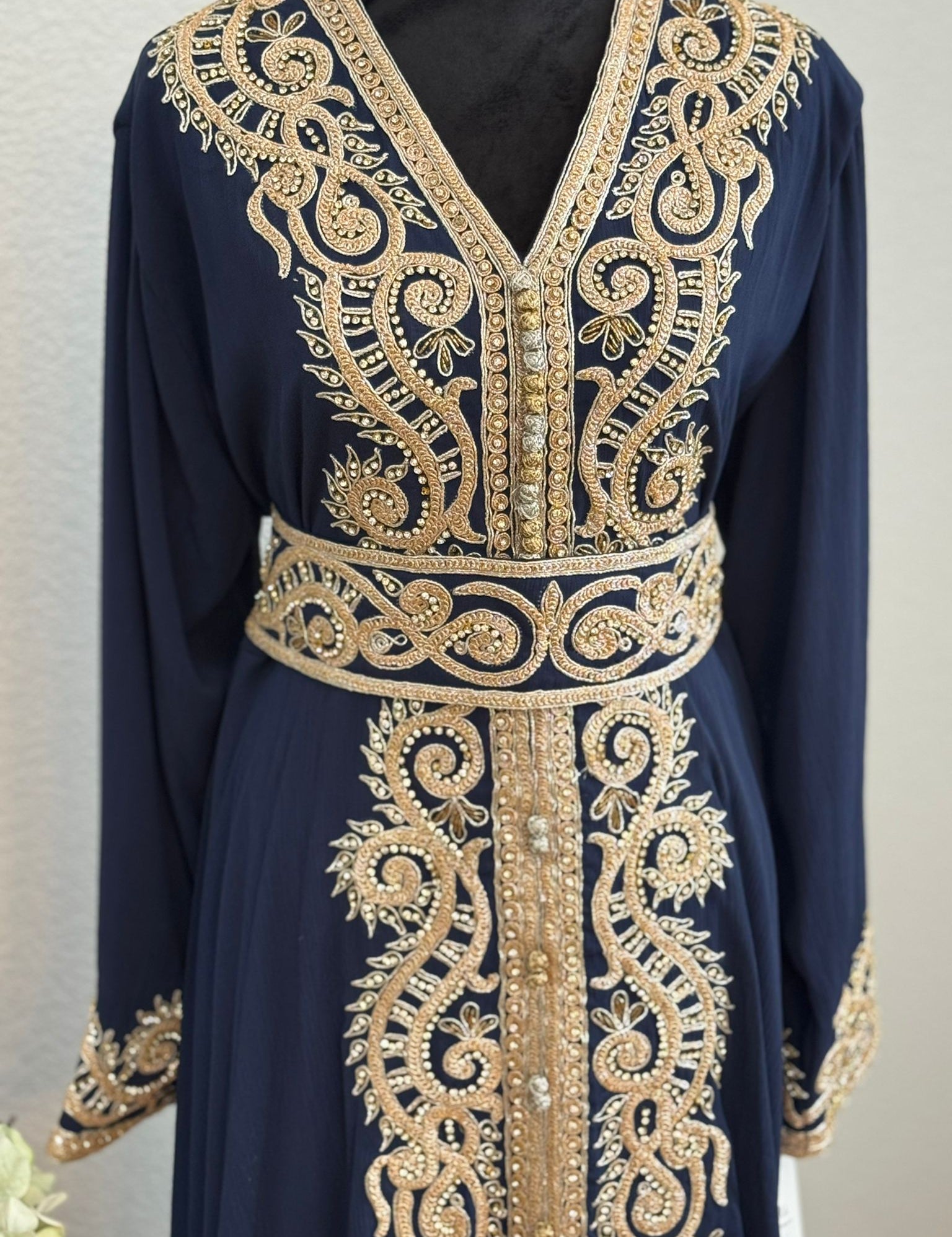 Nabah_navy_gold_3.jpg