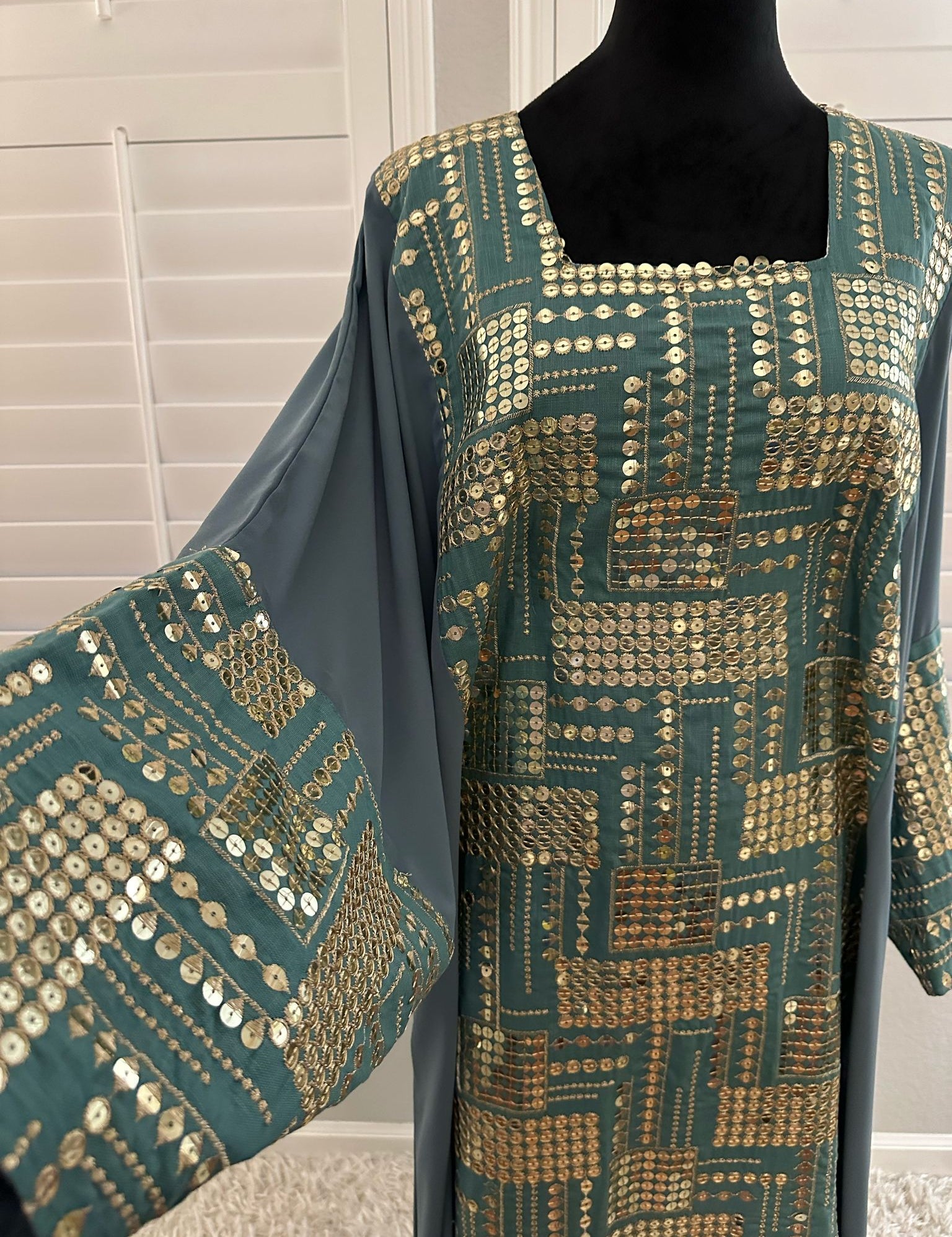 Najwa Dress