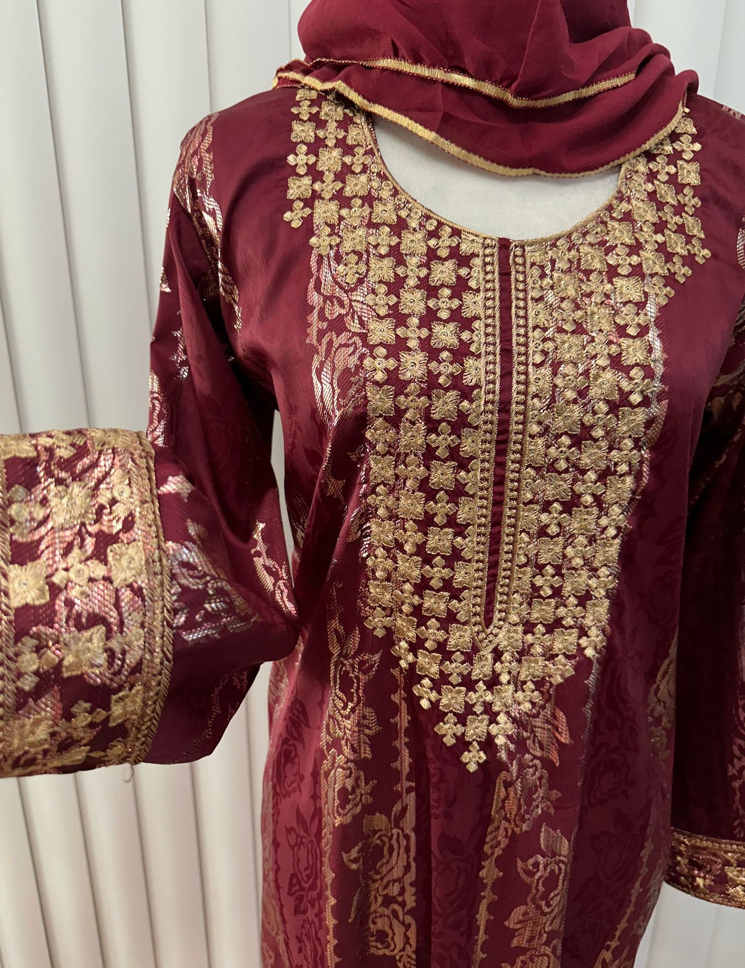 Sola Mukhwar Set