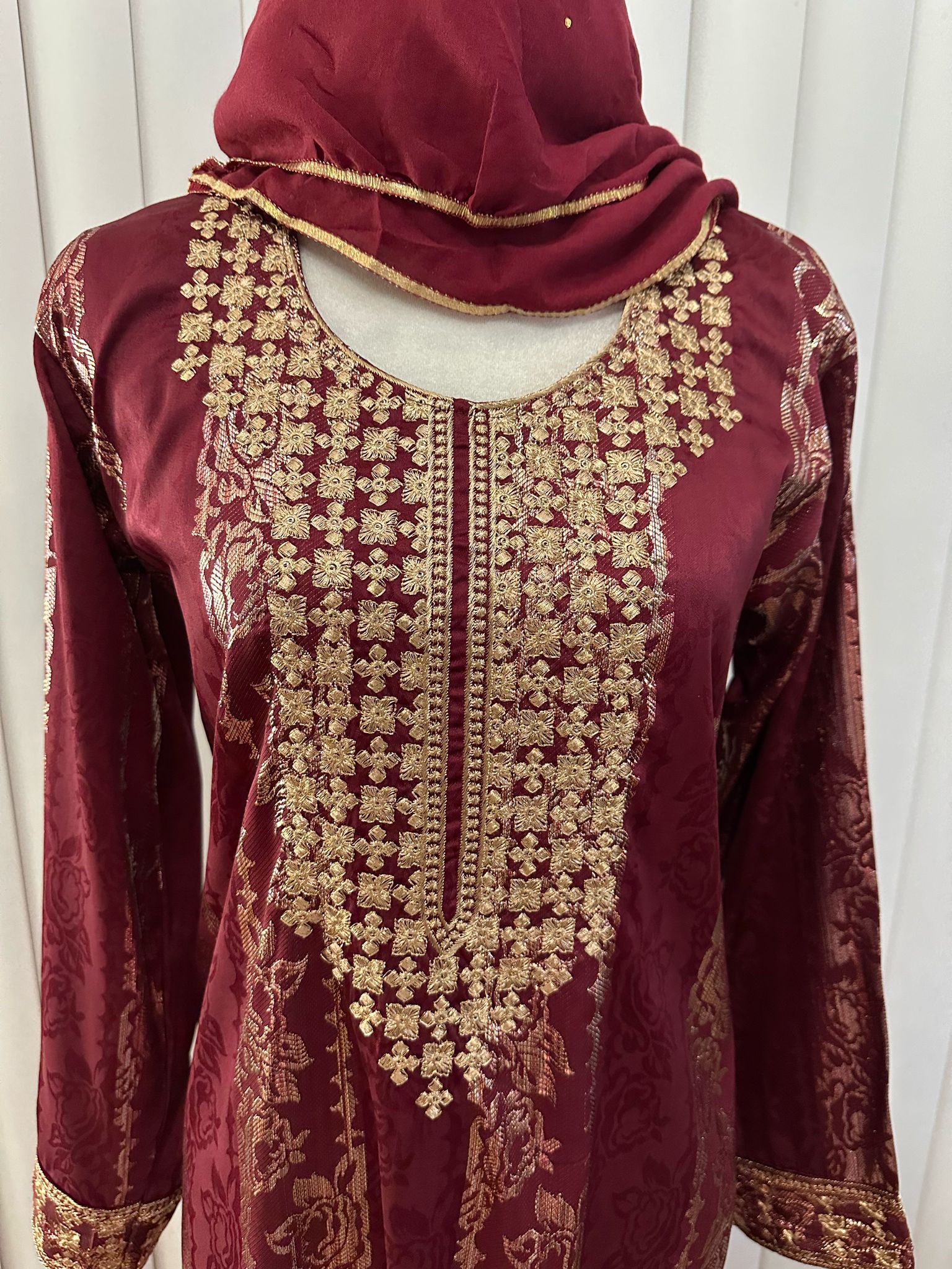 Sola Mukhwar Set