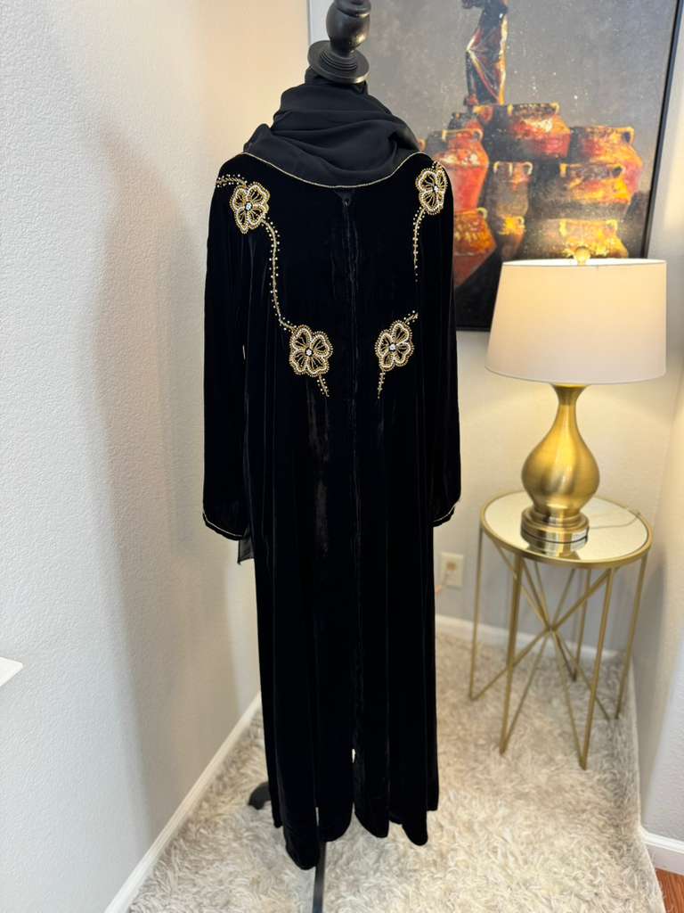 Sumaya Velvet Abaya Set