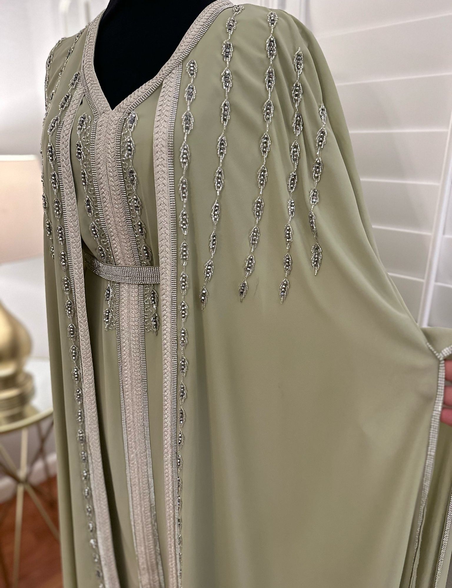 Thuraya Kuftan