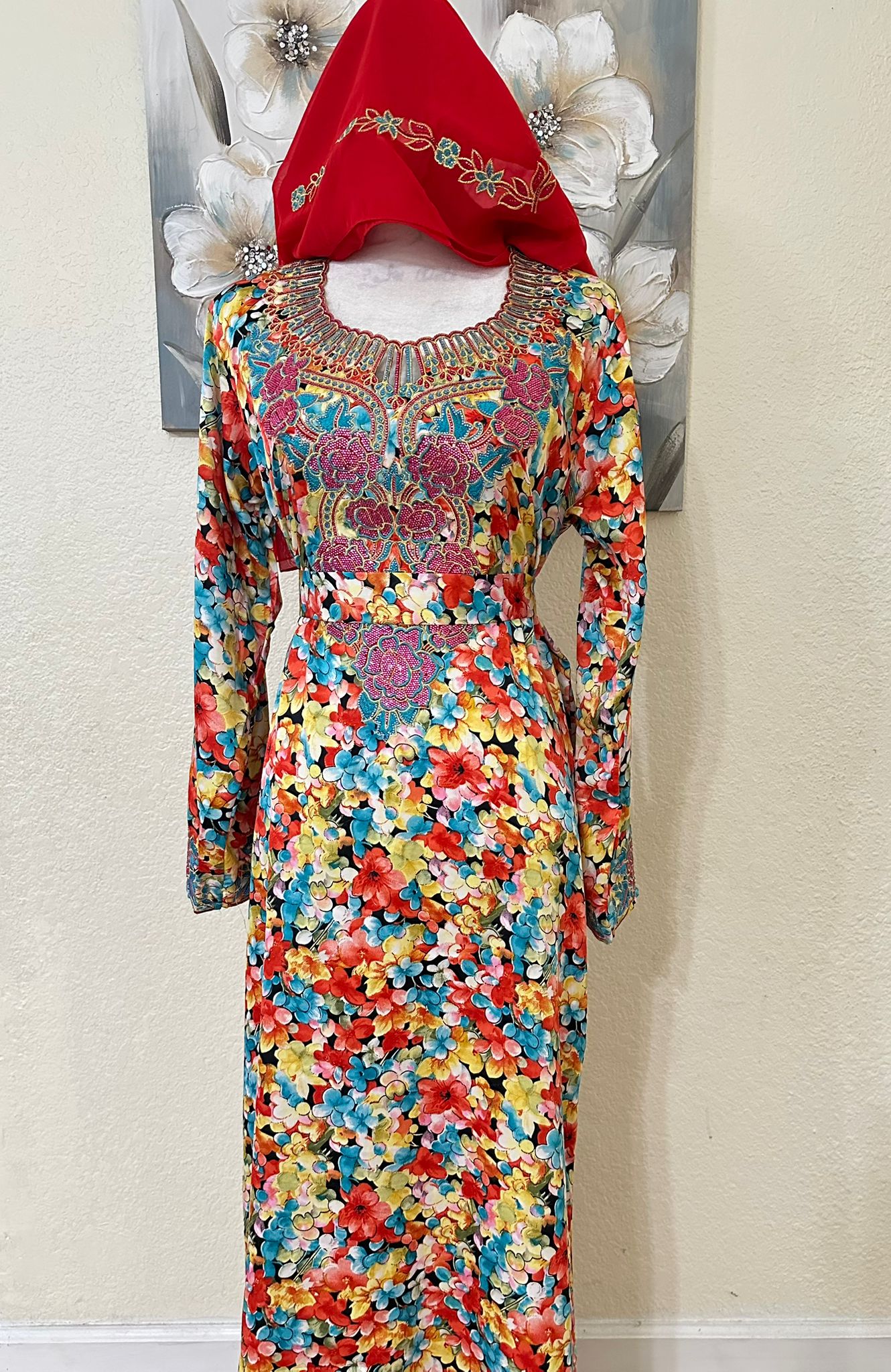Yana Mukhawar With Hijab (M)