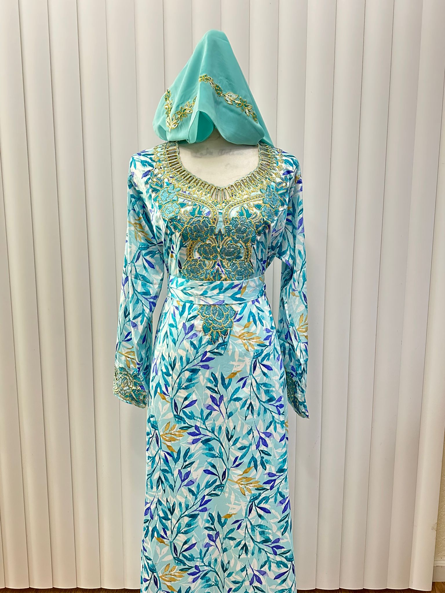 Yana Mukhawar With Hijab (XL)