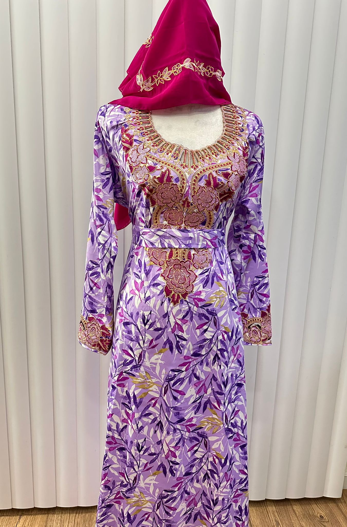 Yana Mukhawar With Hijab (XL)