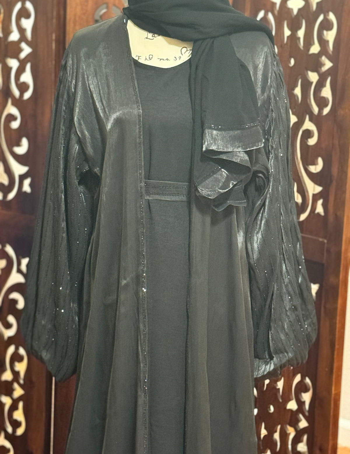 Yaqutta_Abaya_Set_AlhamduiAllah_12.jpg