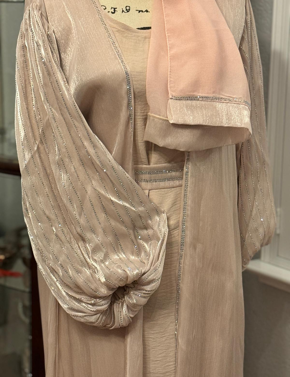 Yaqutta_Abaya_Set_AlhamduiAllah_15.jpg