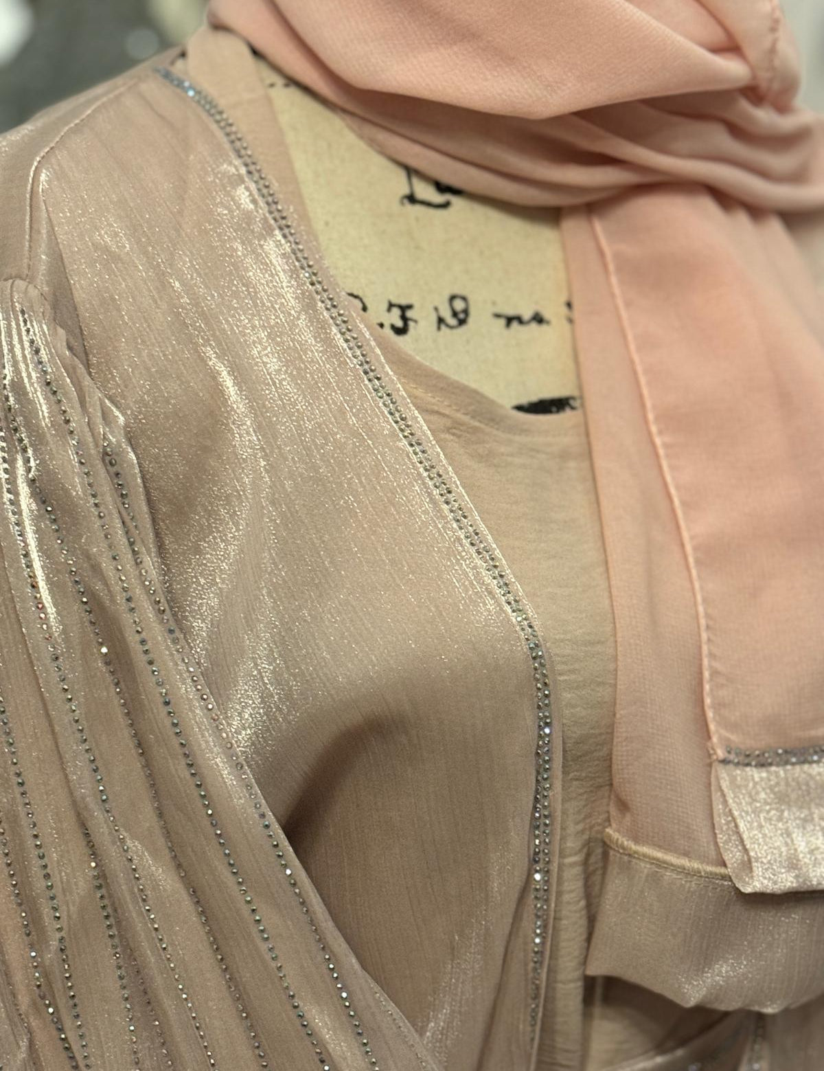 Yaqutta Abaya Set
