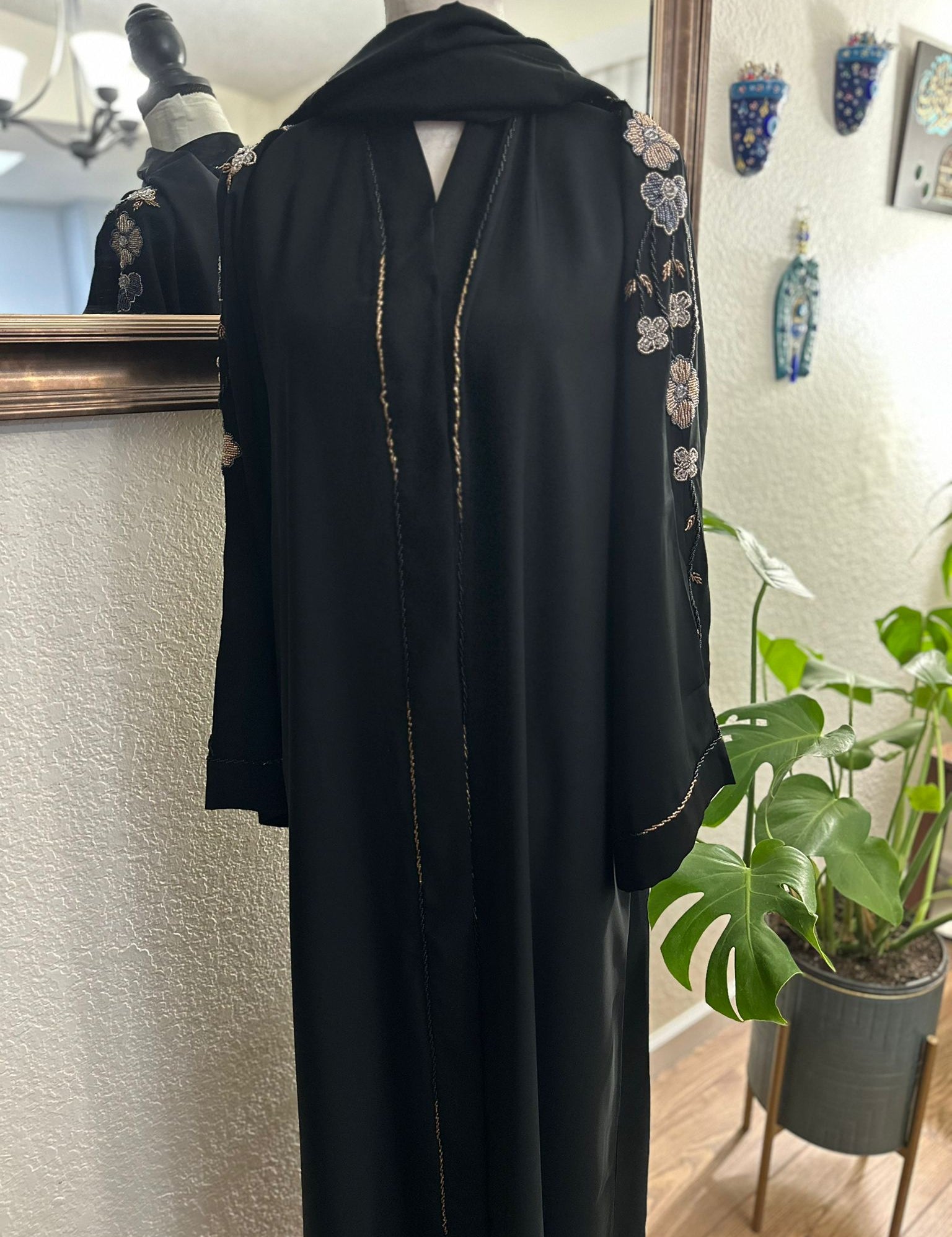 Zainab_Abaya_3.jpg