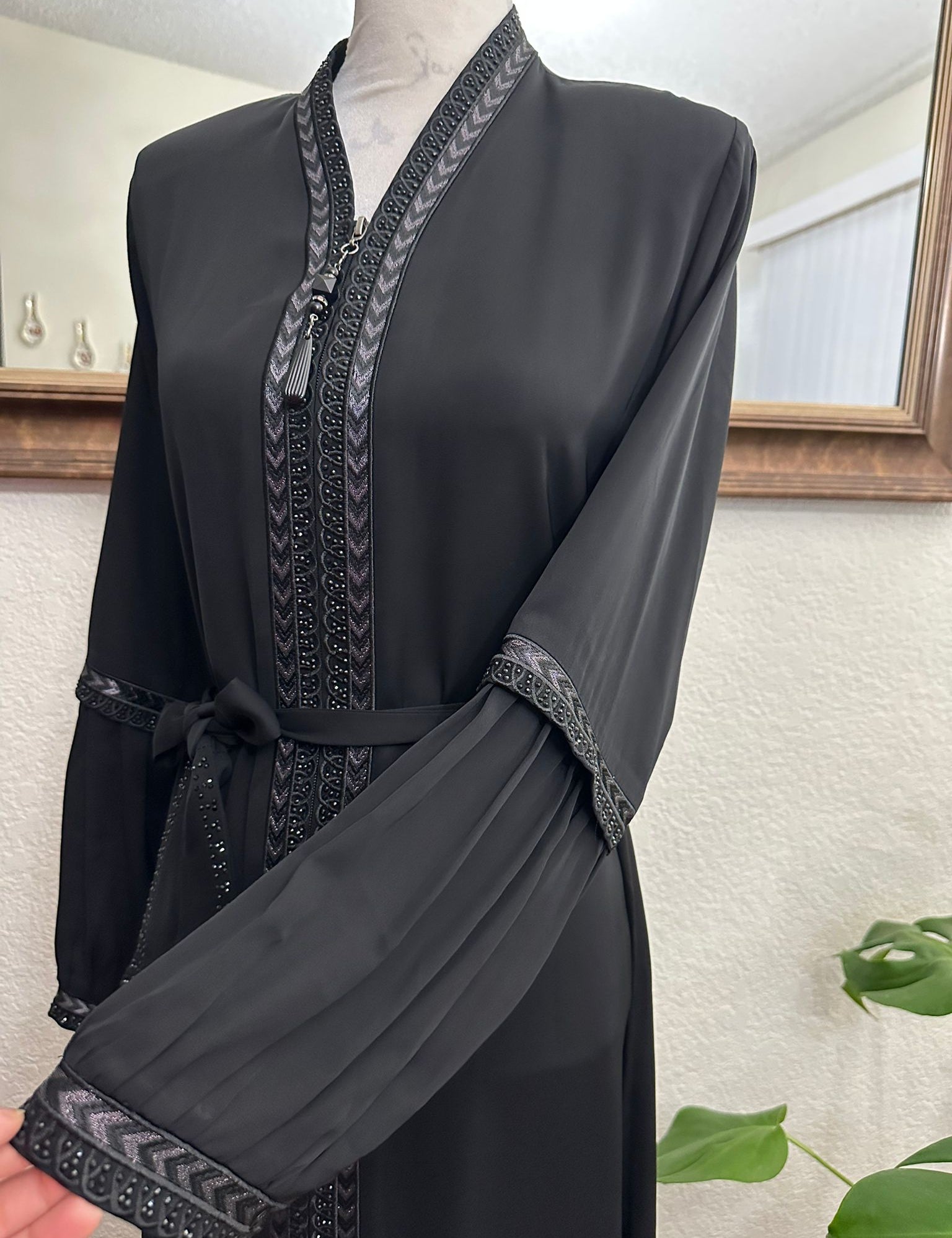 Zuhra_Abay_black_3.jpg