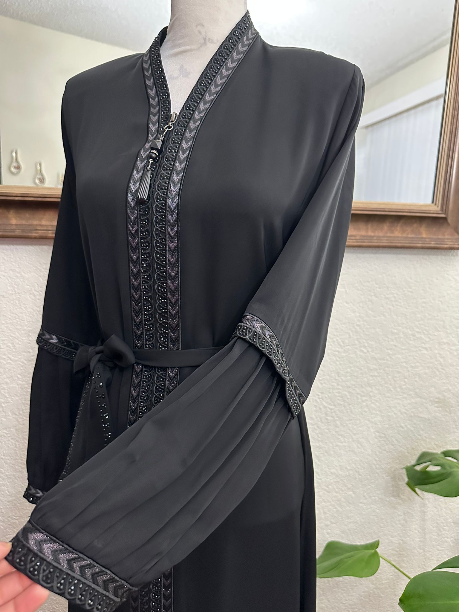 Zuhra Abaya