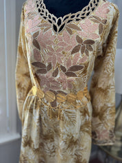 Aneesa Mukhawar With Belt
