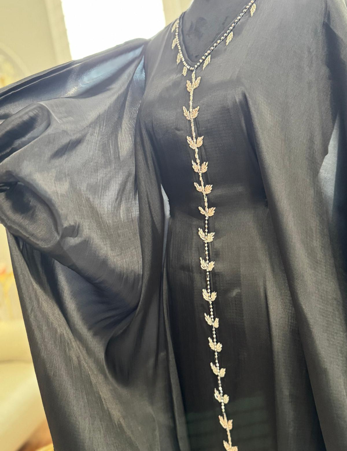 areeg_dress_1.jpg