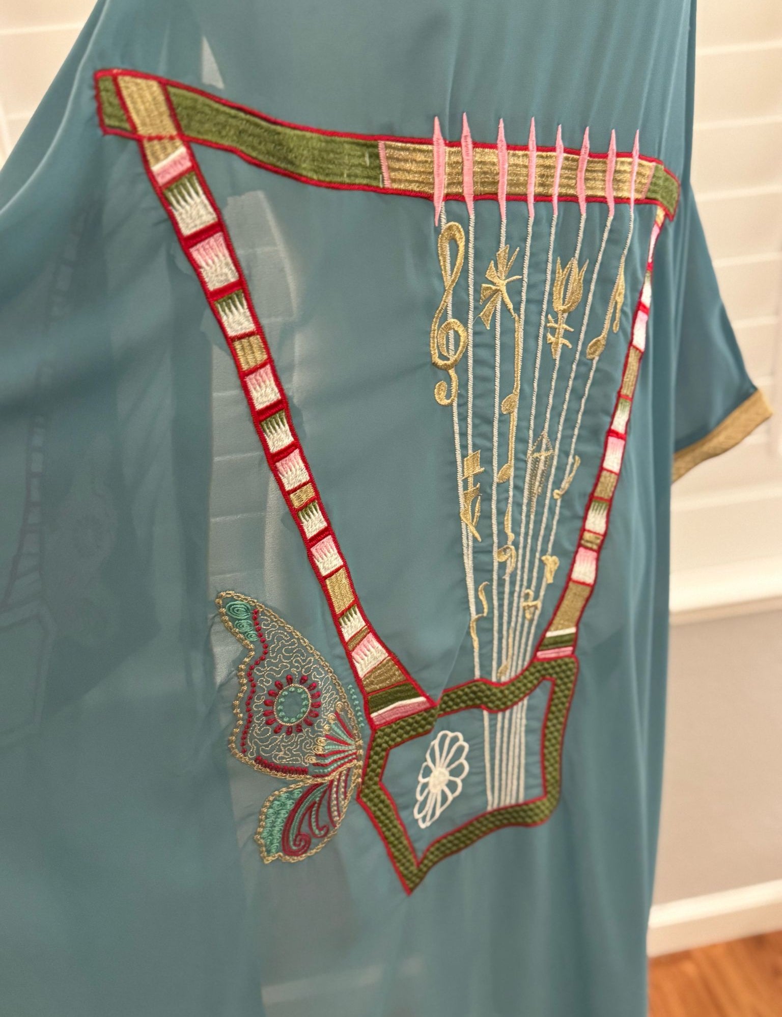 Bint Sommer Bisht