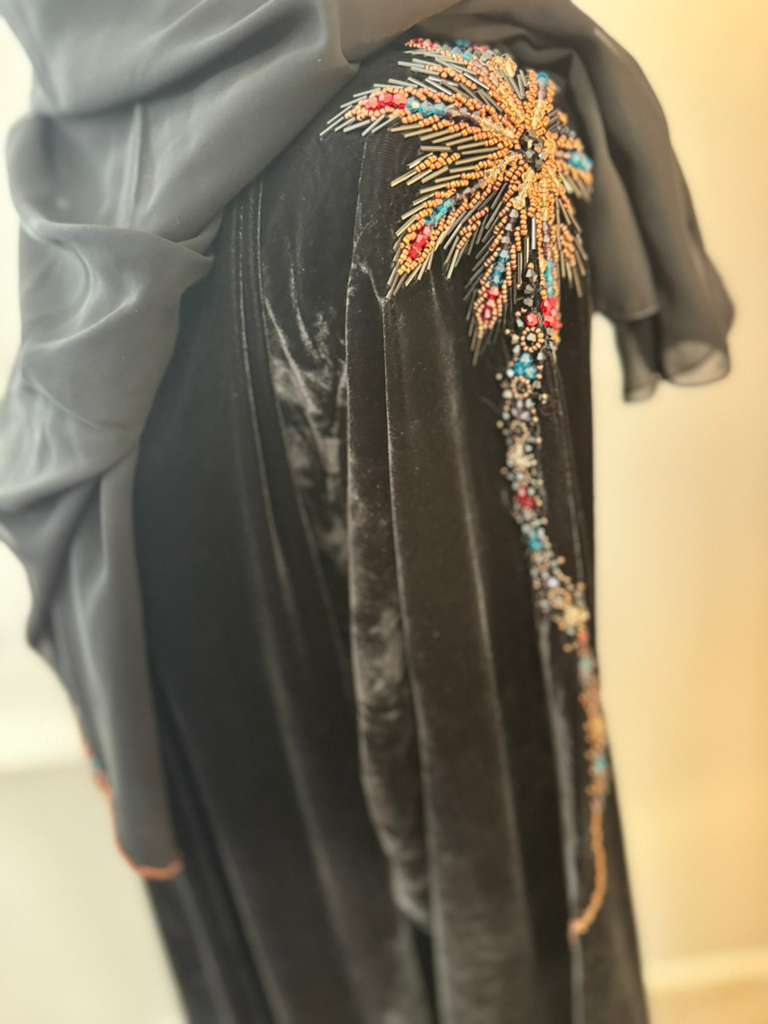 Carla Velvet Abaya Set