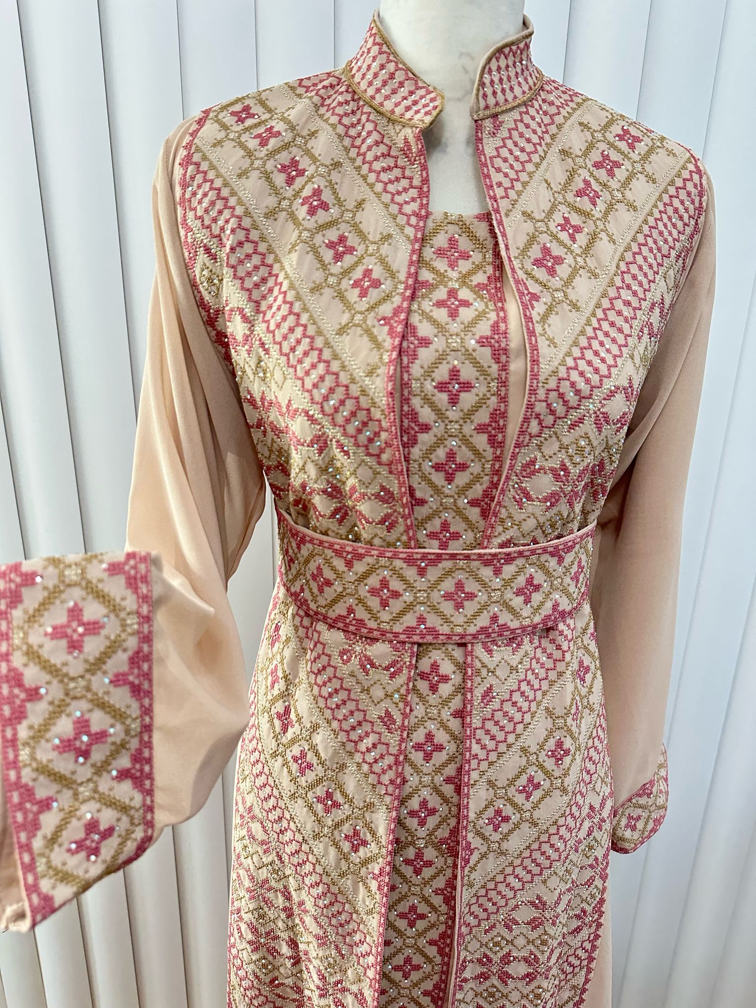 Jameelah Thobe Set