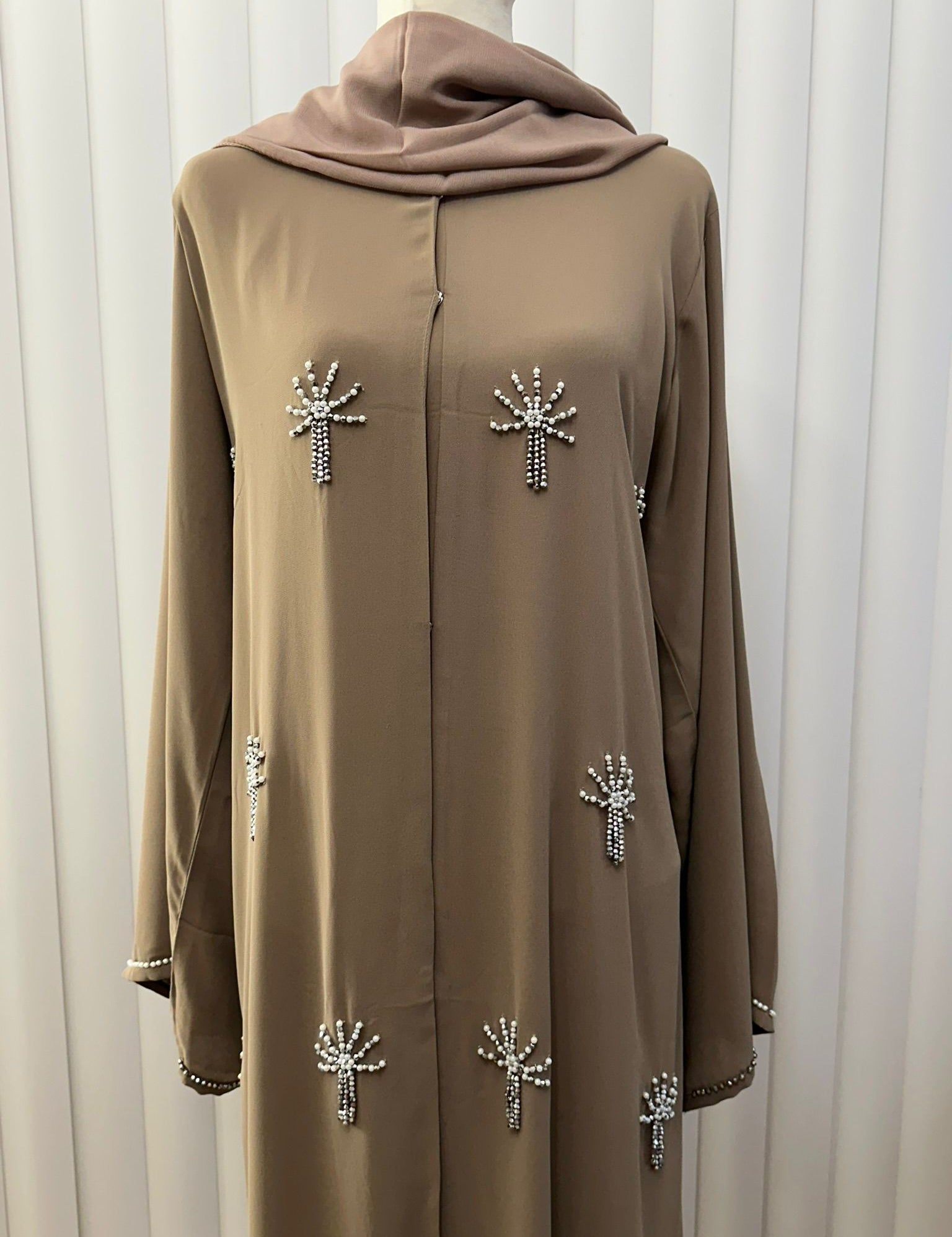 Narmeen Abaya