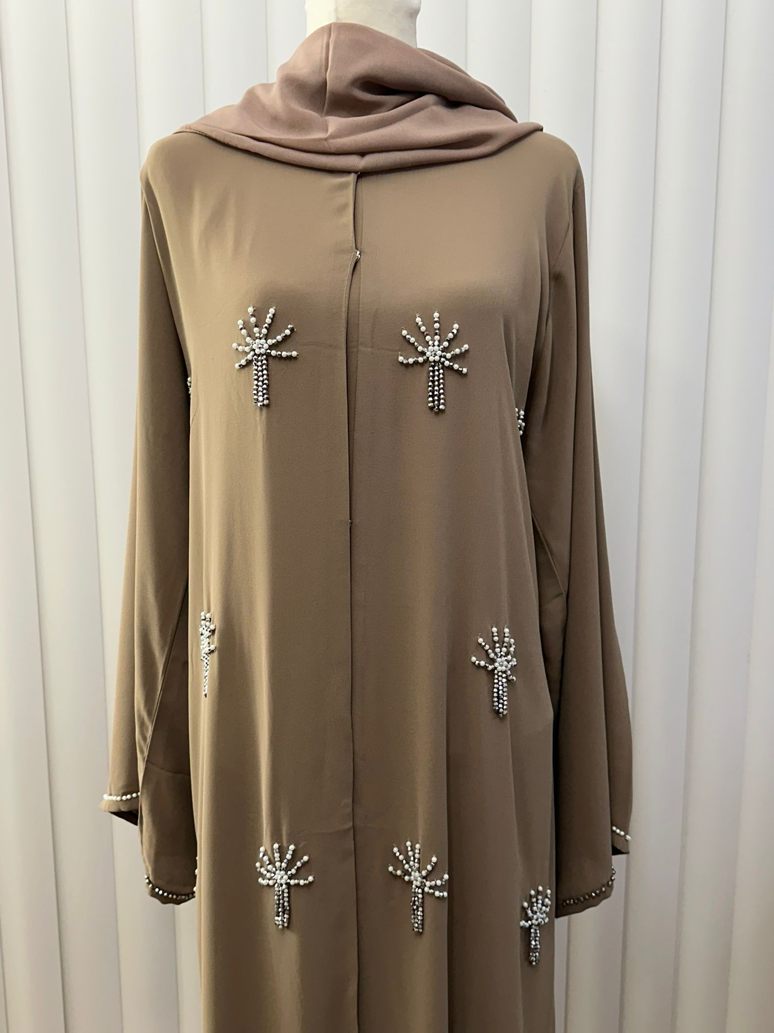 Narmeen Abaya